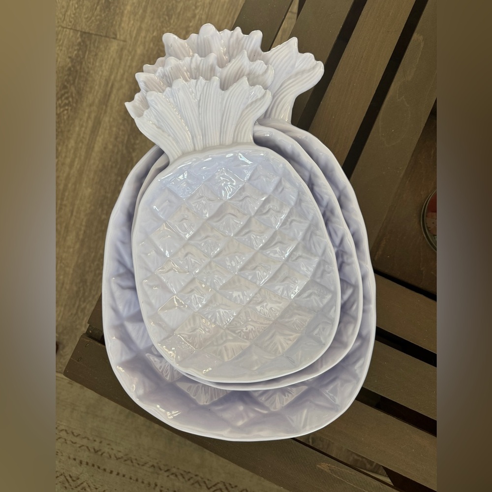 NEW Set Of 3 Purple Pineapple Serving Platters